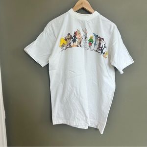 Vintage 1997 loony toons character graphic tee back & front XL